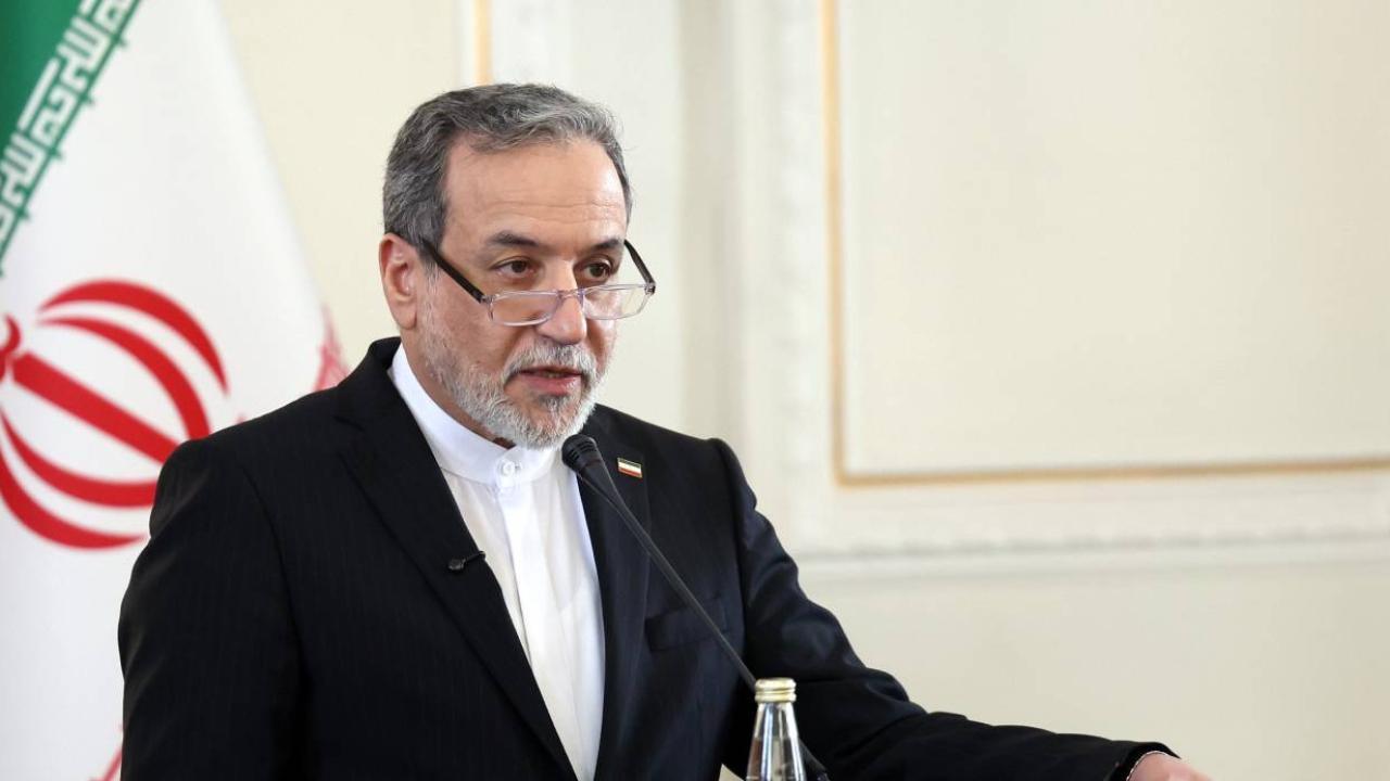 Arakçi: "İsrail saldırıları bölgeyi radyoaktif kirlenme tehlikesiyle karşı karşıya bırakıyor"