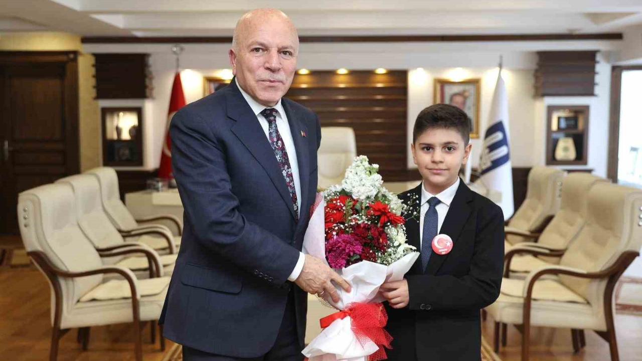 Başkan Sekmen; "Onlar gözümüzün nuru, geleceğimizin umudu"