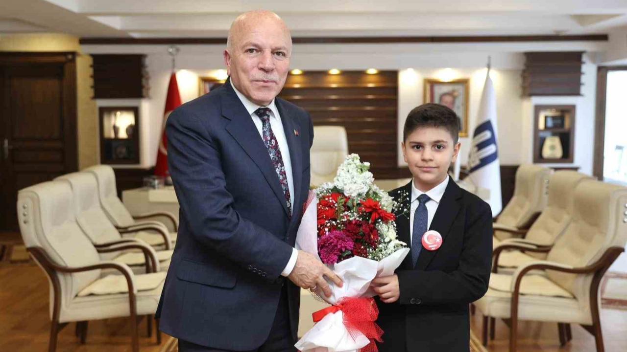 Başkan Sekmen; "Onlar gözümüzün nuru, geleceğimizin umudu"