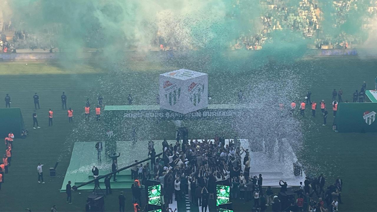 Bursa’da tarihi akşam, timsah geri döndü