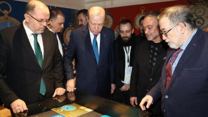 Cumhurbaşkanı Erdoğan, ‘Muhteşem Cep Saatleri Koleksiyonu’ sergisini gezdi