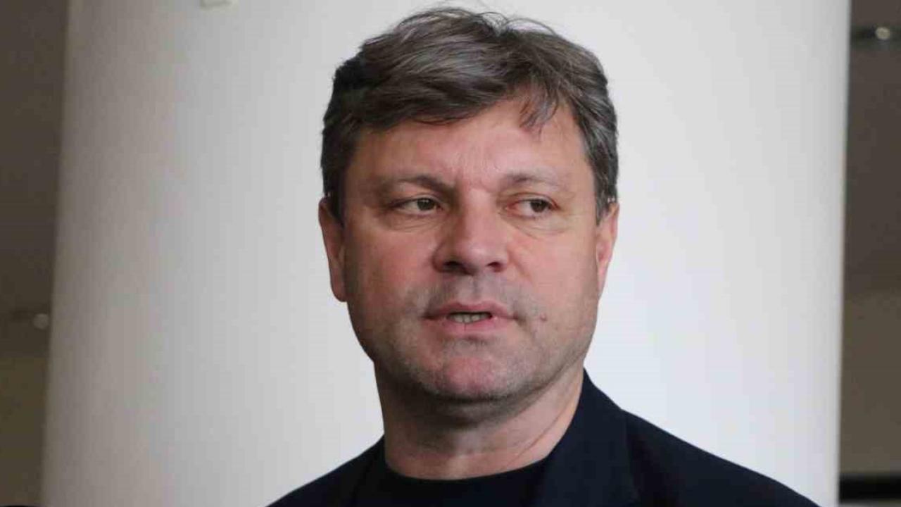 Ertuğrul Sağlam: "Artık iki takımlı şampiyonluk yarışı izlemeyelim"