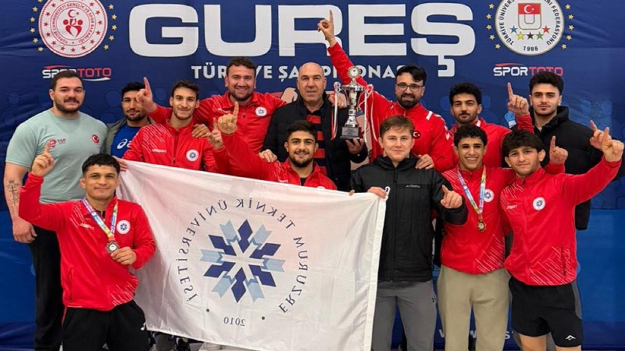 ETÜ Türkiye Güreş Şampiyonasına damga vurdu
