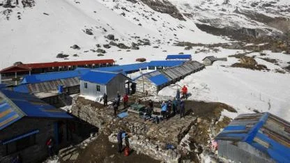 Everest'e çıkan dağcılara karbonat vererek milyonluk dolandırıcılık ağı kurdular