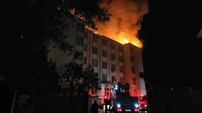 Fen Lisesi yurdunda yangın paniği: 46 öğrenci tahliye edildi