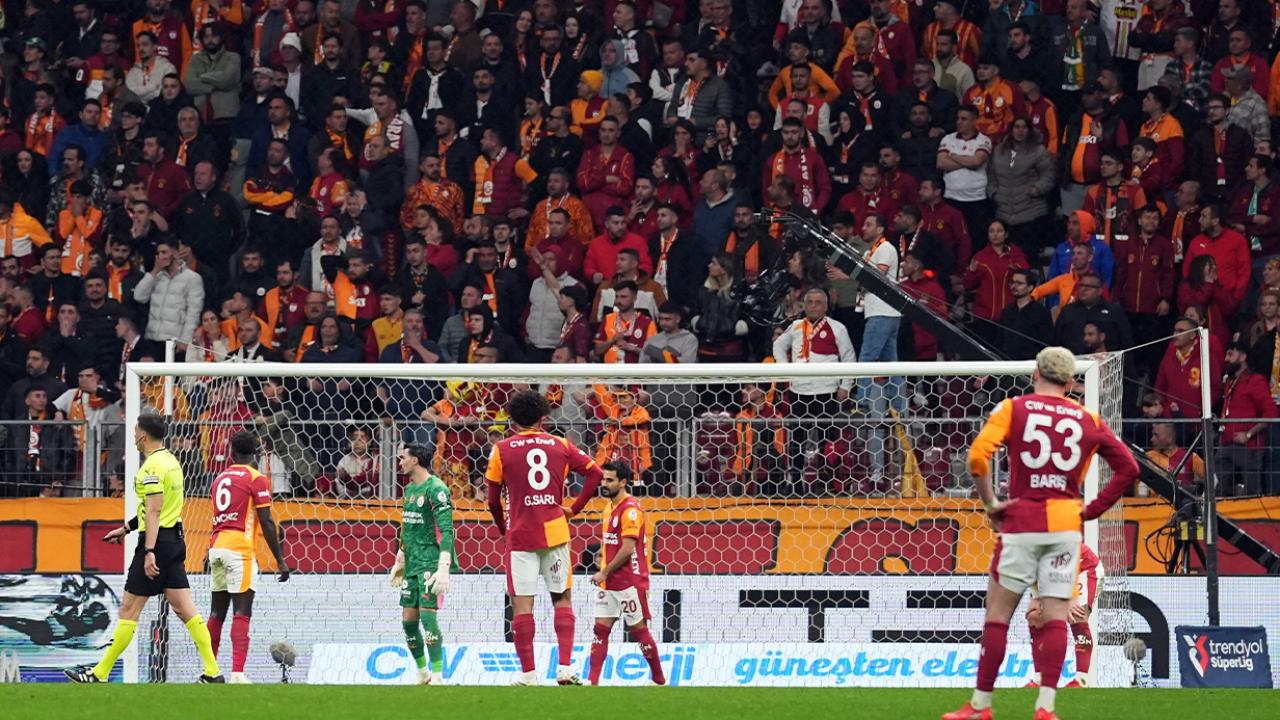 Galatasaray bu sezon ligde 5. kez berabere kaldı