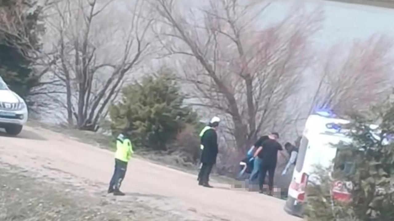 Genç kadını 8 yerinden bıçaklayıp baraja attılar