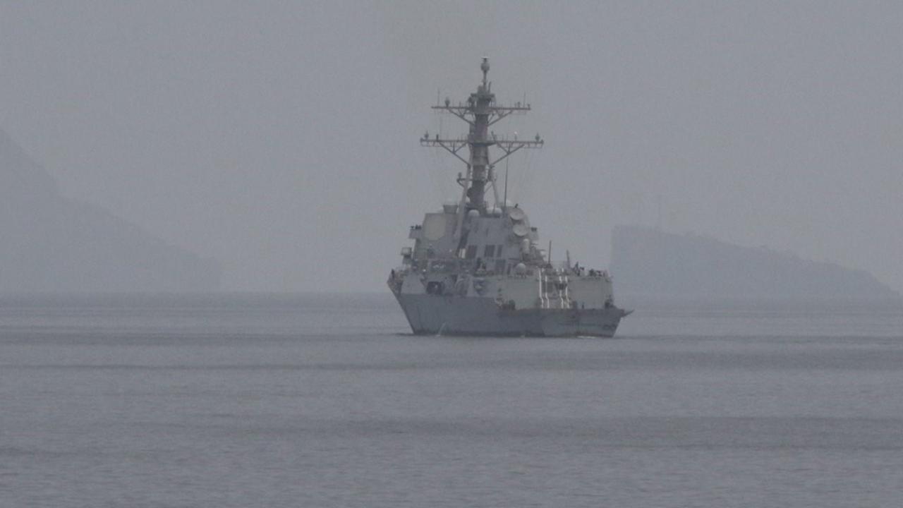 İran: "Düşmanla bağlantılı gemilerin Hürmüz Boğazı’ndan geçme hakkı yoktur ve olmayacaktır"