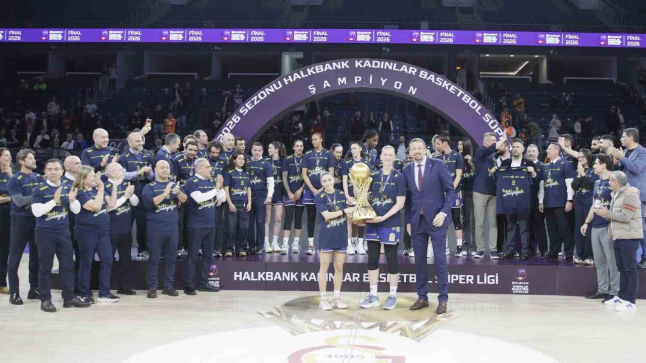 Kadınlar basketbolda şampiyon Fenerbahçe