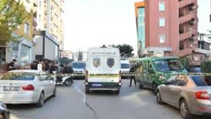 Maltepe’de borç kavgası kanlı bitti: 1 ölü, 2 yaralı