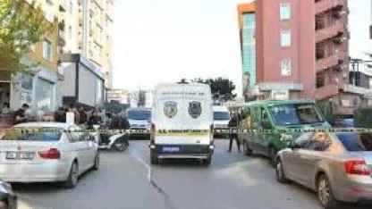 Maltepe’de borç kavgası kanlı bitti: 1 ölü, 2 yaralı