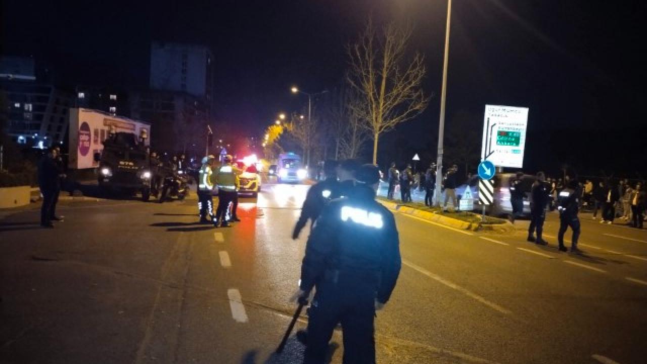 Samandıra’da Fenerbahçeli taraftarlar takım otobüsünü taşladı