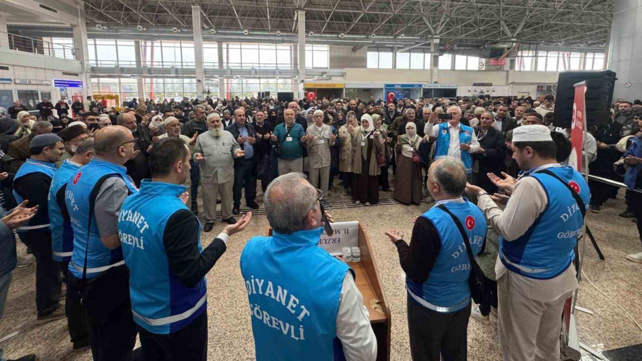 Son hacı kafilesi de Erzurum'dan yola çıktı