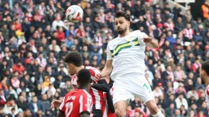 Trendyol 1. Lig: Özbelsan Sivasspor: 1 - Esenler Erokspor: 3