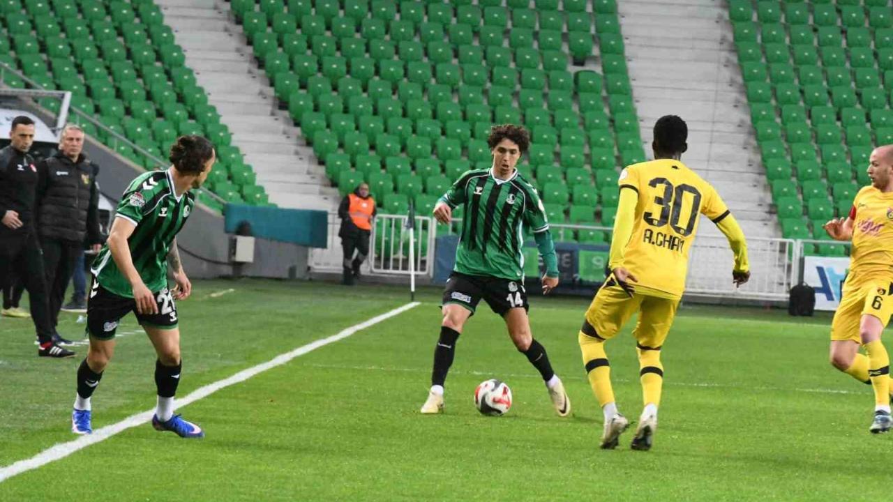 Trendyol 1. Lig: Sakaryaspor: 2 - İstanbulspor: 2