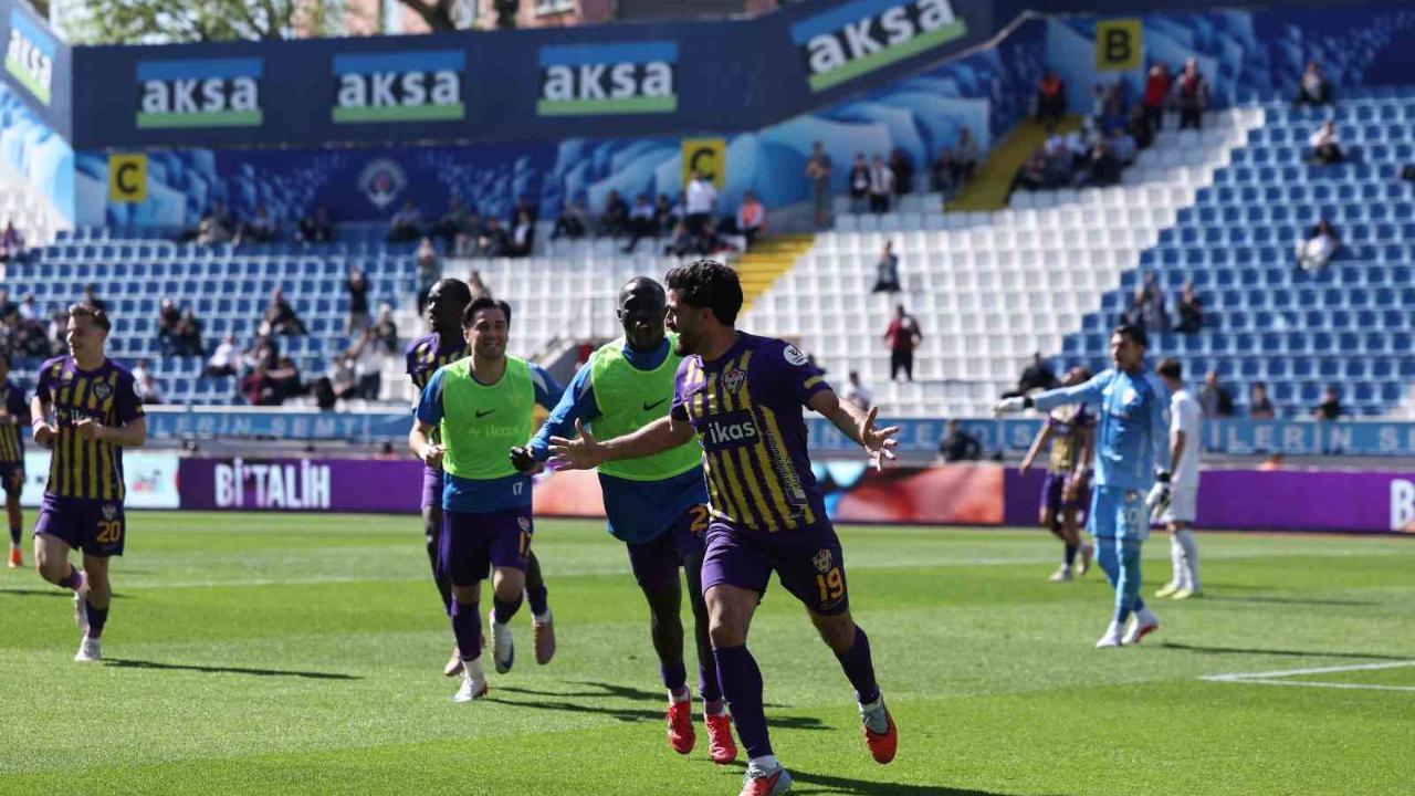 Trendyol Süper Lig: Eyüpspor: 3 - Gaziantep FK: 0