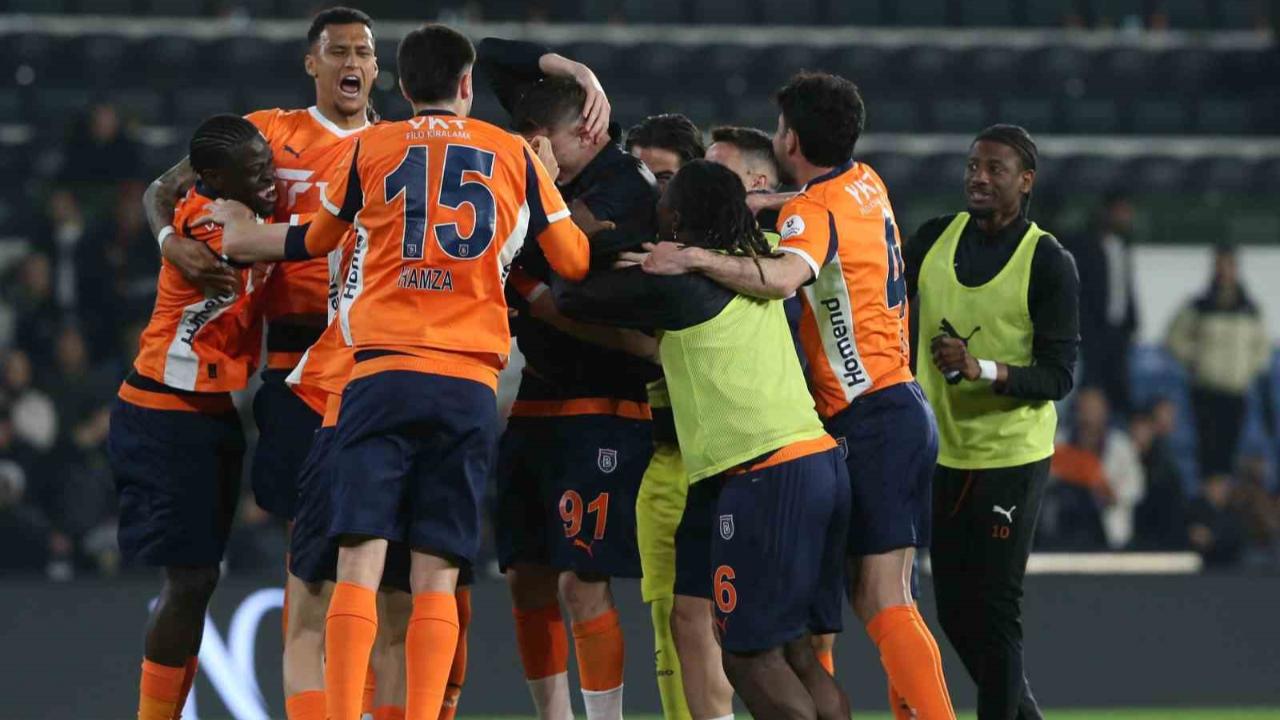 Trendyol Süper Lig: RAMS Başakşehir: 4 - Kasımpaşa: 0