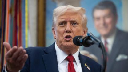 Trump, İran’daki B1 Köprüsü’ne yönelik saldırı anlarına ait görüntüyü paylaştı