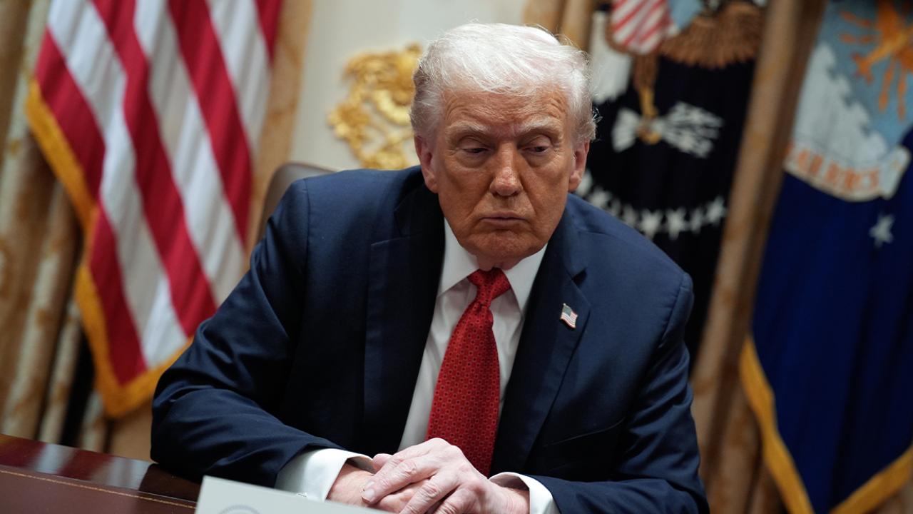 Trump: "İranlılar görüşmek isterse bizi arayabilirler"