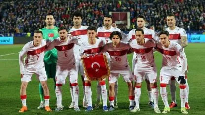 Türkiye A Milli Futbol Takımı galibiyet sonrası yurda döndü