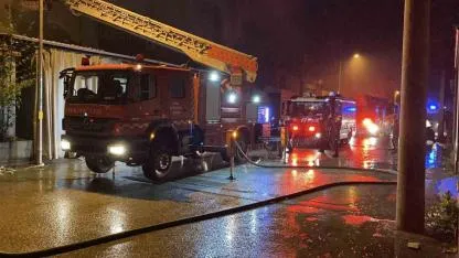Bursa’da mobilya fabrikası yangını