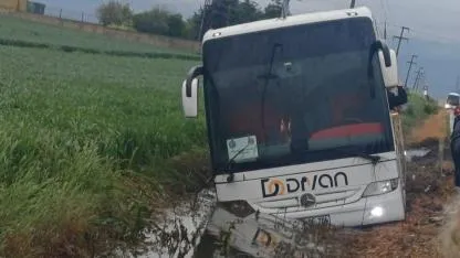 Edirne’ye 1 Mayıs kutlamalarına giden işçileri taşıyan otobüs kaza yaptı: 1 yaralı