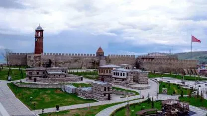 Zirve yarışında Erzurum rüzgarı