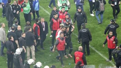 Eskişehir’de play-off mücadelesi olaylı bitti