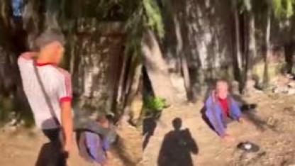 İzmir'de yaşlı adama tekmeyle saldıran şüpheliler tutuklama talebiyle adliyede