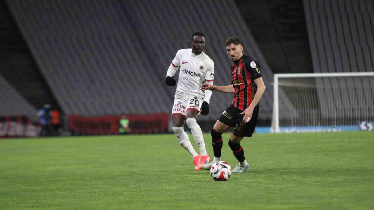 Trendyol Süper Lig: Fatih Karagümrük: 1 - Gençlerbirliği: 0