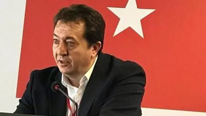 Türkez: ‘Daha özgür basın için meslek yasası şart’